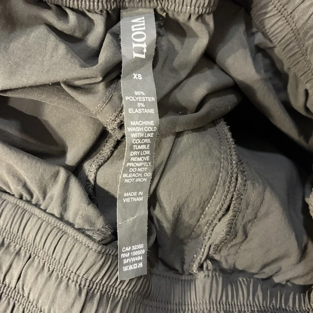 Vuori Womens Grey Birch Cargo Pocket Performance Sweatpant Joggers Gym‎ Sz XS